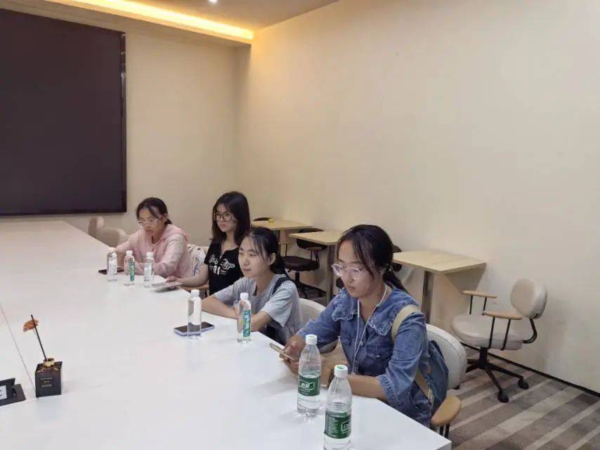 际数字游民社区：解锁“边工作边度假”的生活密码ky开元棋牌青筑乡野 青峦智驿研究队深入资阳国(图8)